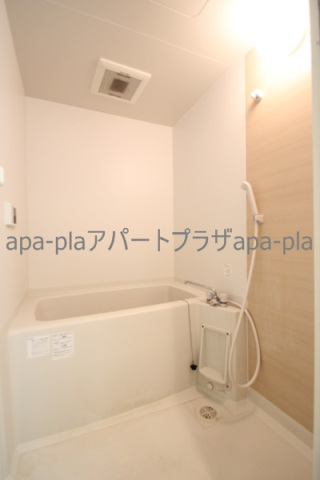 ルネス クレールの風呂写真