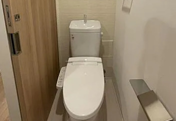 トイレ　別タイプ部屋　参考写真です