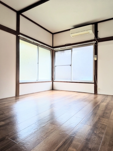 居室・リビング　※別部屋参考写真☆角部屋・二面採光☆
