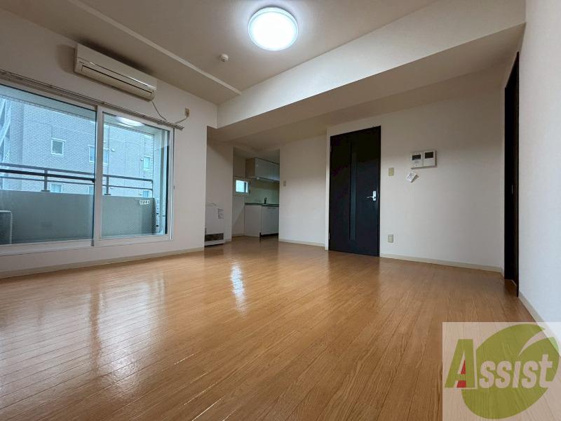 居室・リビング　広くてキレイなお部屋が広がっていて、充実した生活が送れそう。