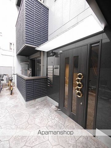 京急本線 梅屋敷駅 徒歩4分 3階建 築13年の外観写真
