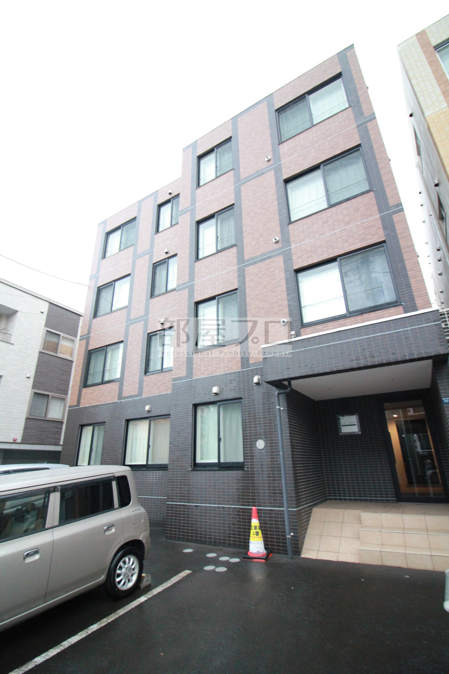 地下鉄南北線 澄川駅 徒歩3分 築13年