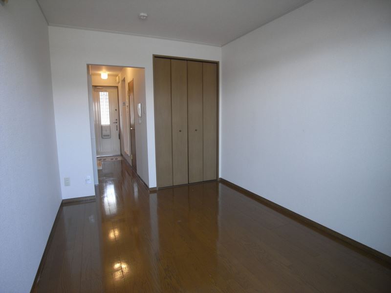 その他　写真は203号