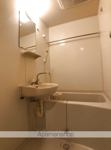 京急空港線 穴守稲荷駅 徒歩6分 2階建 築16年の風呂写真