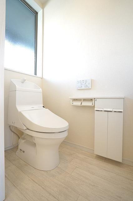 ウエストフィル 302のトイレ写真