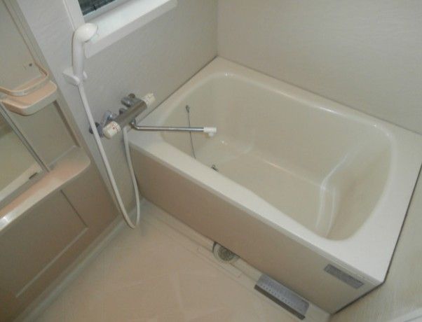 バス・シャワールーム　参考写真：別部屋タイプ