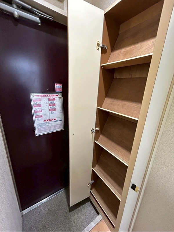 収納　別室参照
