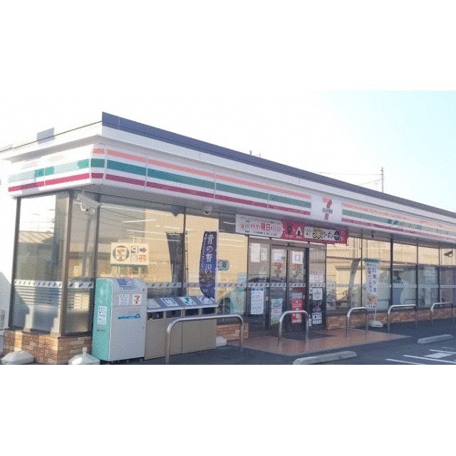 コンビニ　セブンイレブン藤沢本鵠沼５丁目店（コンビニ）まで723m