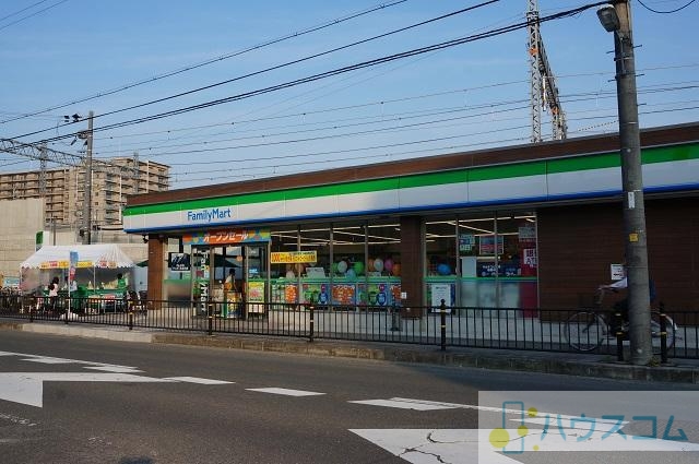 コンビニ　ファミリーマート茨木三島中学校南店（コンビニ）まで110m