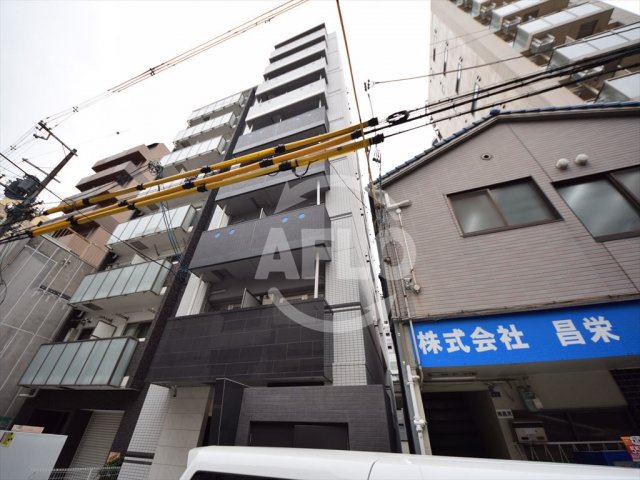 エントランス　ファーストフィオーレ心斎橋イーストIII　外観