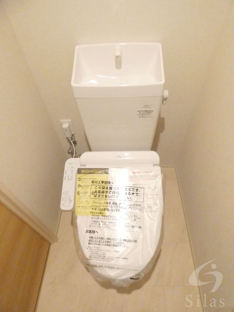地下鉄谷町線 平野駅 徒歩12分 10階建 築7年のトイレ写真
