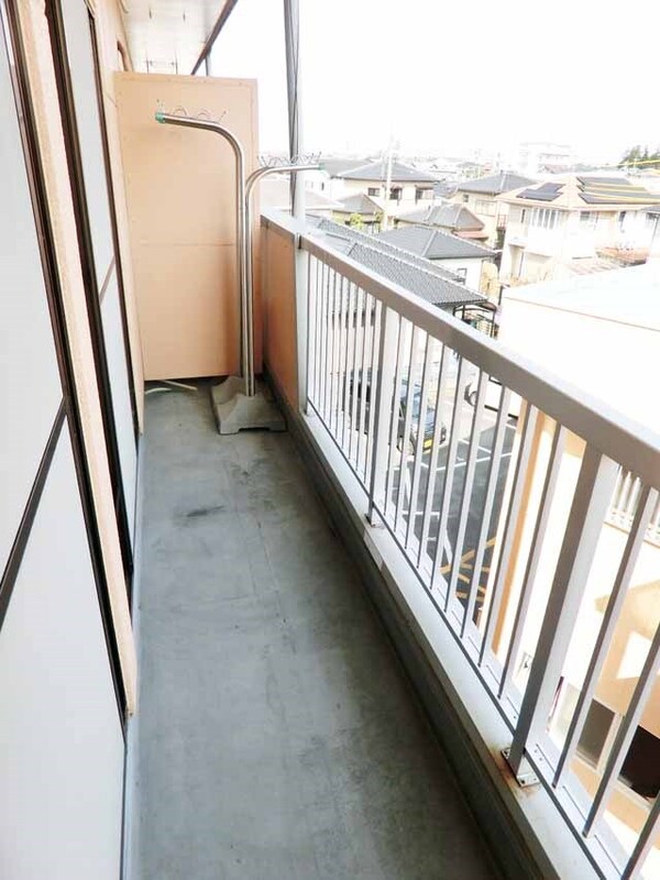 バルコニー　南東向きで日当たり良好☆