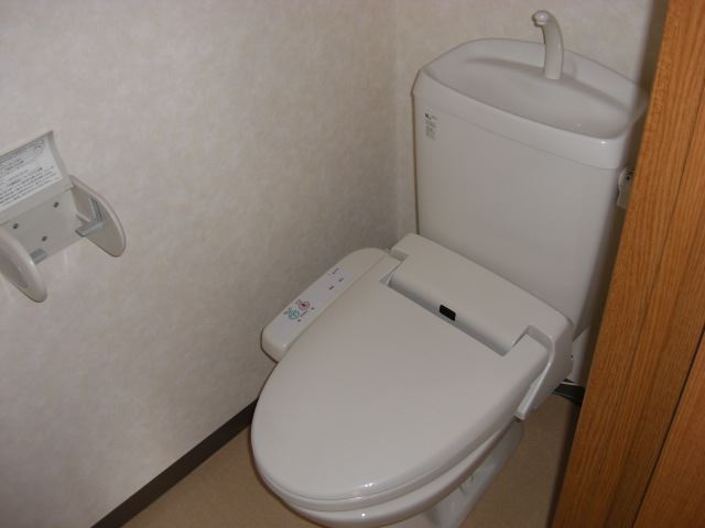 トイレ　ウォシュレット付きのトイレです
