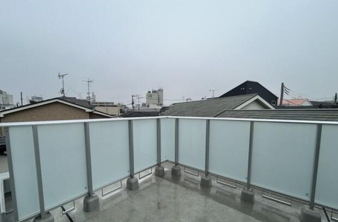 バルコニー　※別部屋の参考写真です。