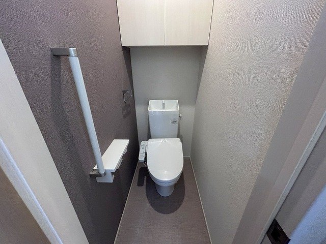 トイレ　清潔感のあるトイレです