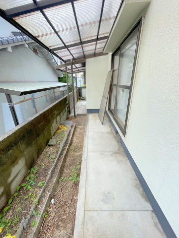 郵便局　呉泉ケ丘郵便局（郵便局）まで756m
