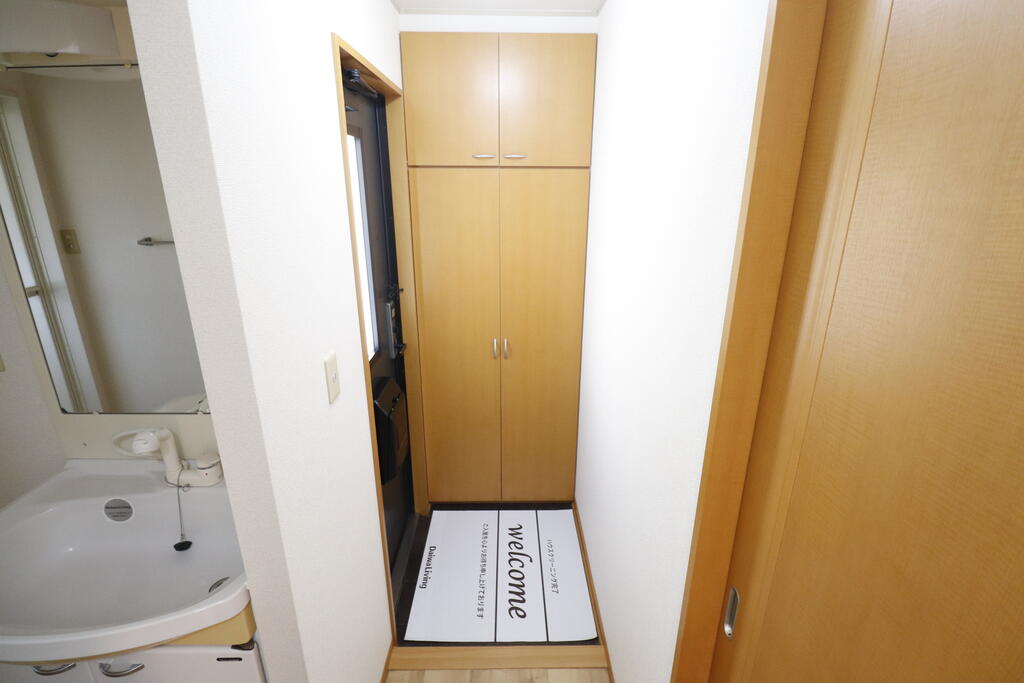 玄関　靴箱付き玄関です♪