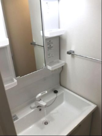 洗面設備　※同仕様写真含む