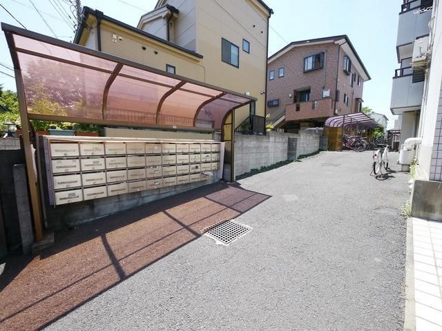 その他共有部分　★屋根付き駐輪場★