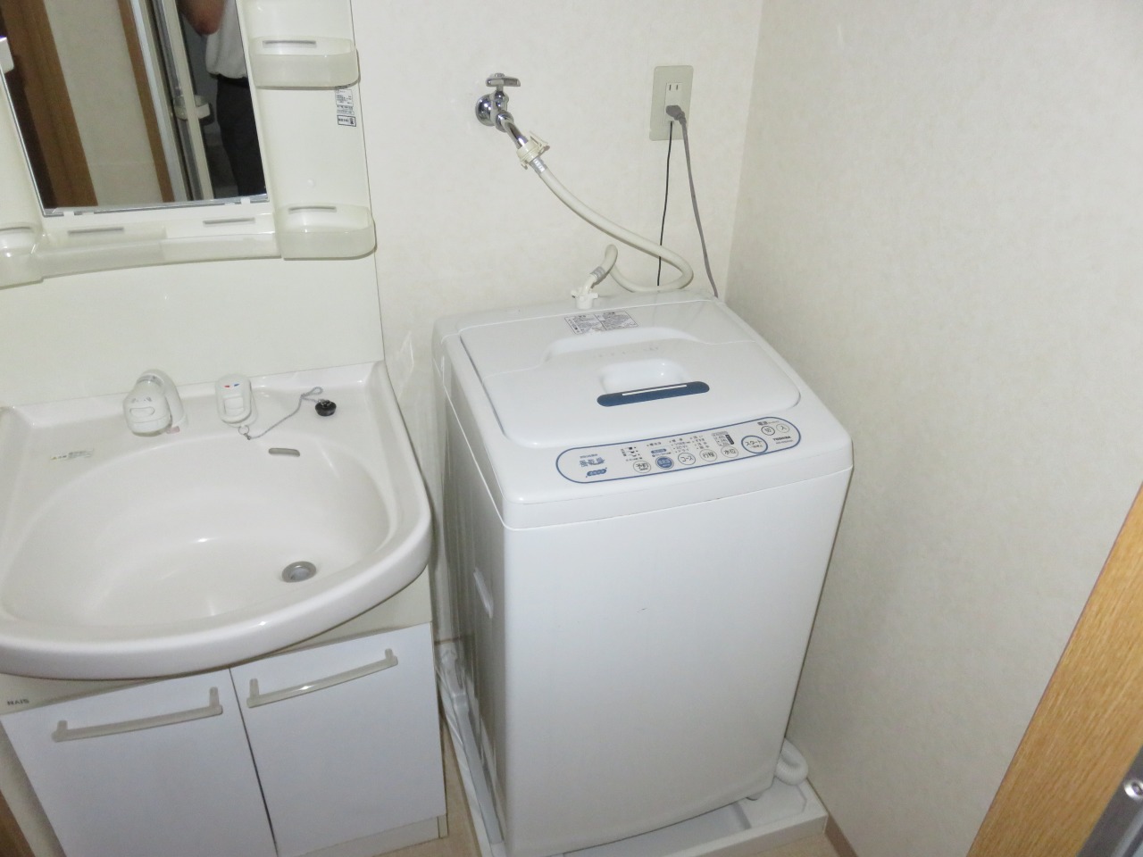 その他設備　室内洗濯機置場・(洗濯機残置)