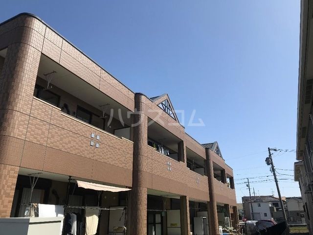 【北名古屋市熊之庄のアパートの建物外観】