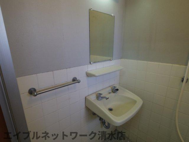 【静岡市清水区三保のマンションの洗面設備】