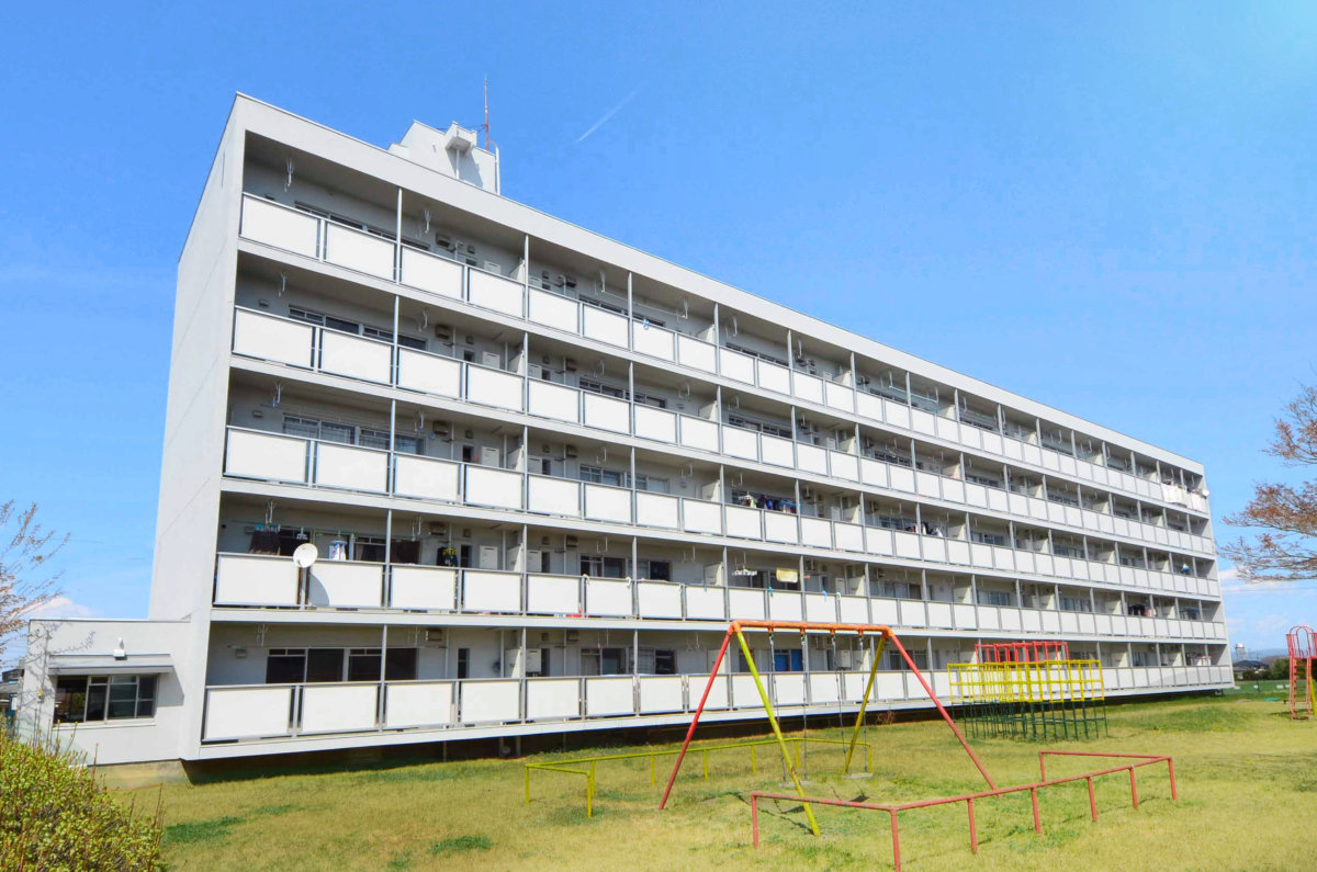 那須塩原市下永田のマンションの建物外観