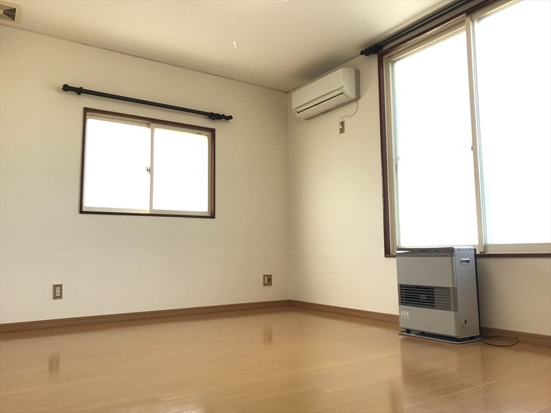 居室・リビング　洋室（7.87帖）の様子