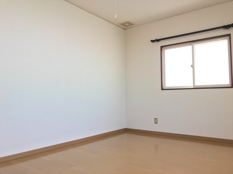 居室・リビング　洋室（7.87帖）の様子