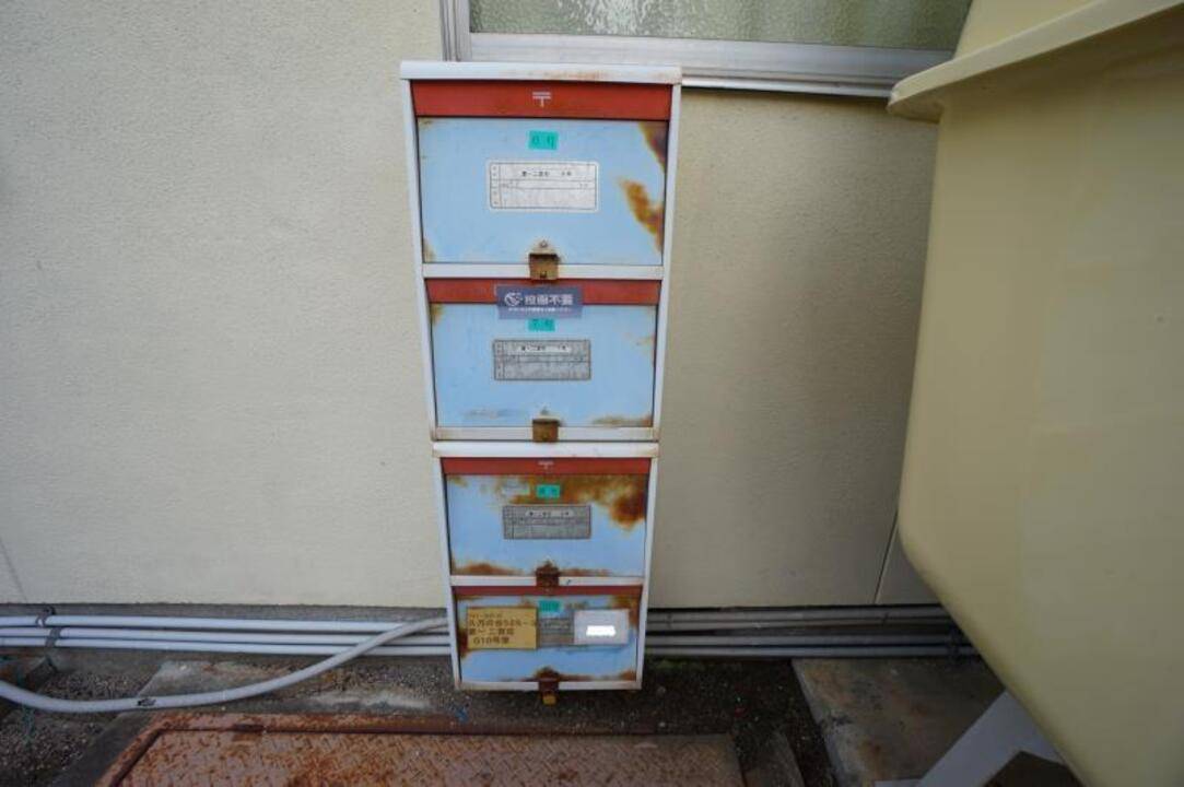 エントランス　メールBOX