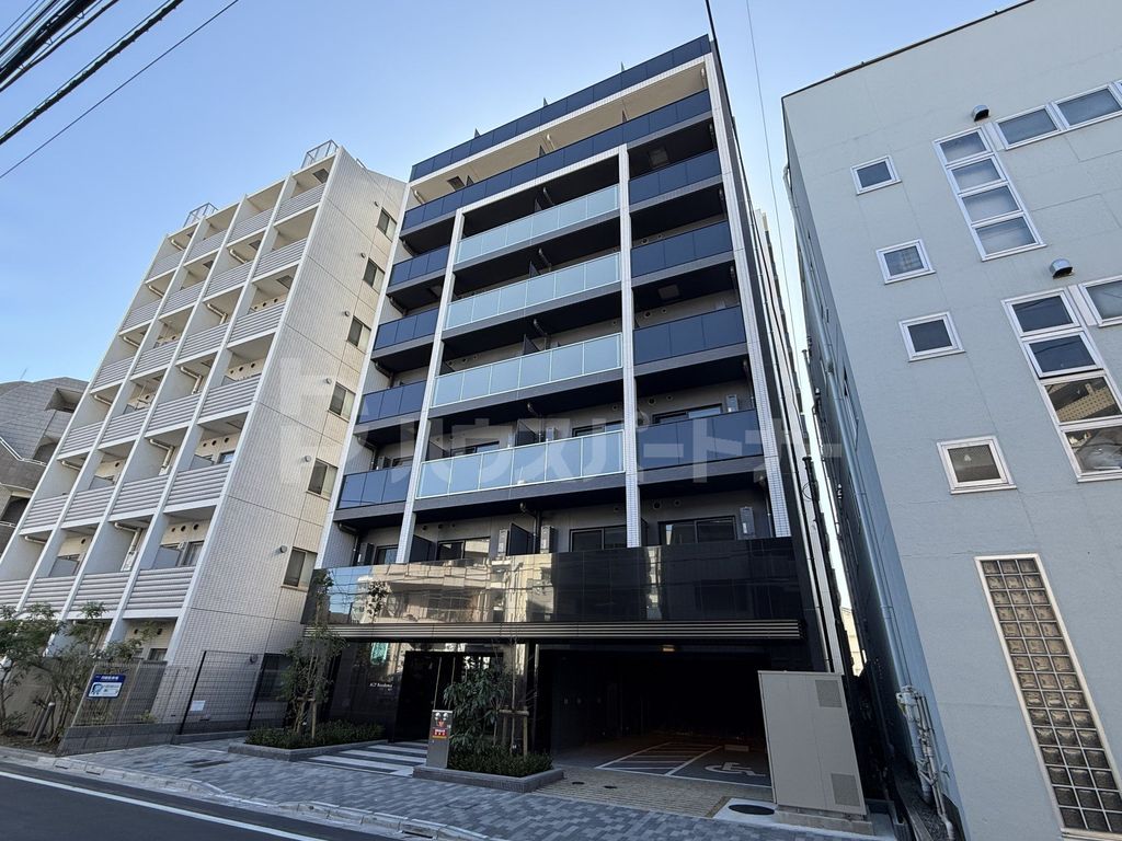 【江東区亀戸のマンションの建物外観】