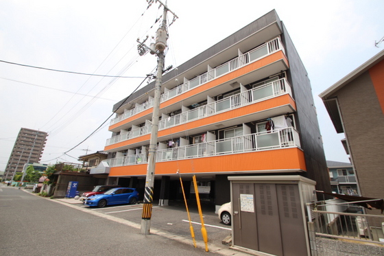 岡山市北区今のマンションの建物外観