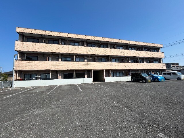 塩鶴ハイツの建物外観