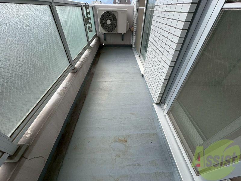 バルコニー　バルコニーです。天気の良い日には外干しができます！