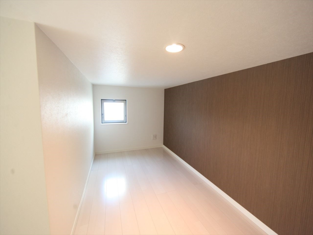 その他　上段ロフト6.4帖（収納としてもお部屋としても使えます）