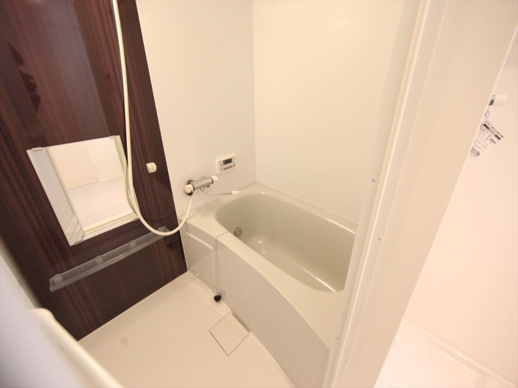 バス・シャワールーム　追い焚き　浴室暖房乾燥機　24時間換気　オートバスバスルーム