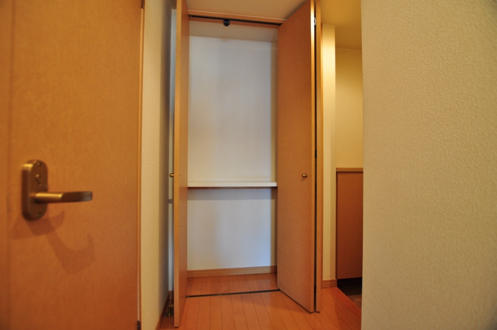 収納　クローゼット