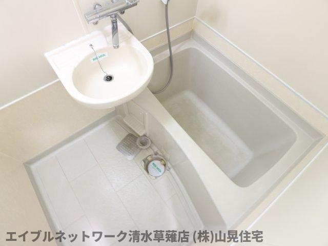 バス・シャワールーム　お風呂です