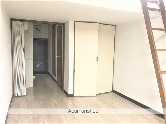 COZONEの居間写真