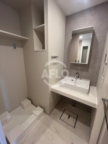 洗面設備　コンフォリア・リヴ北浜淡路町　洗面所