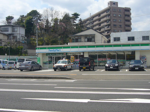 その他　ファミリーマート北根四丁目店（その他）まで500m