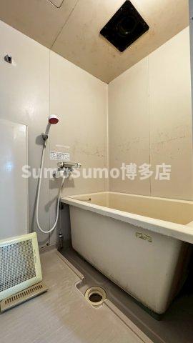 バス・シャワールーム　お風呂で日々の疲れを落としましょう