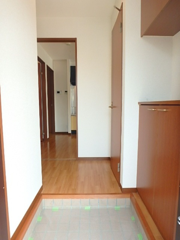 玄関　図面と現状に相違がある場合には現状を優先