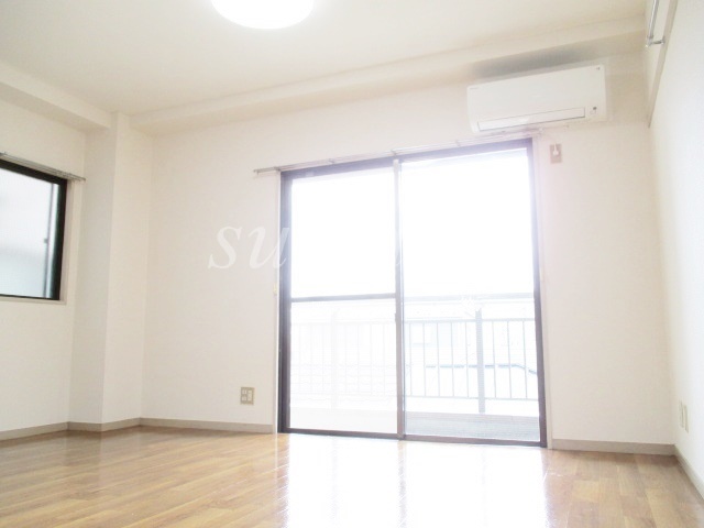 居室・リビング　9帖リビングです。