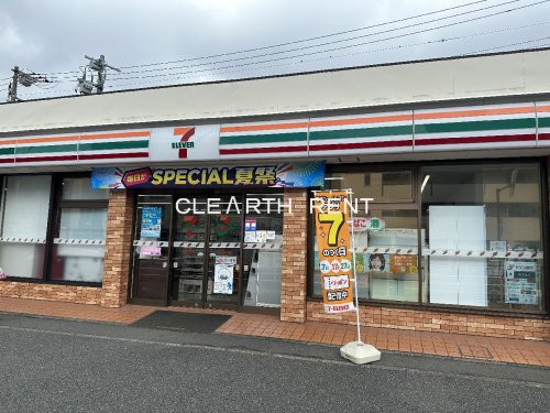 コンビニ　セブンイレブン 横浜根岸3丁目店（コンビニ）まで241m