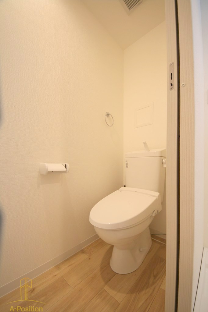 トイレ　Raffine大阪九条