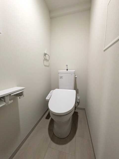 トイレ　４０５号の建築中の写真