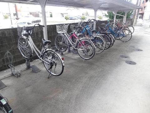 その他共有部分　駐輪場（イメージ）
