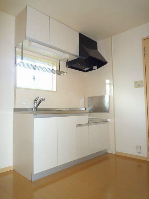 キッチン　写真は105号室です。