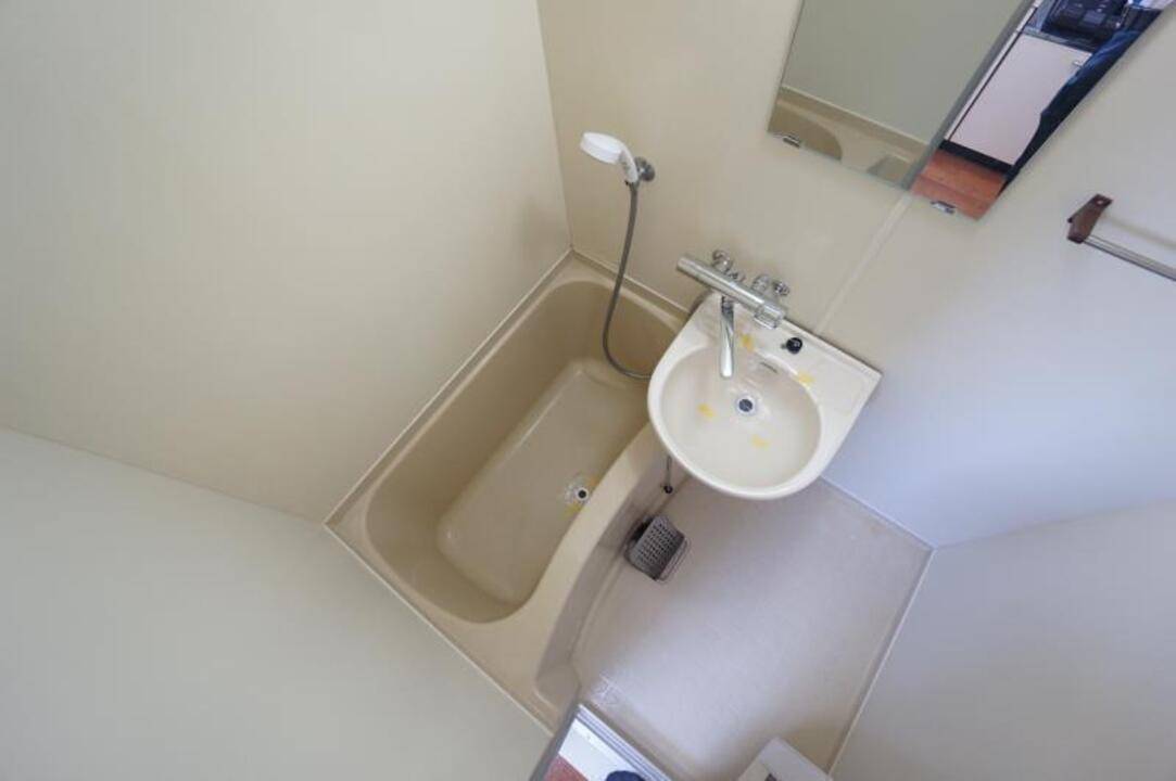 バス・シャワールーム　浴室